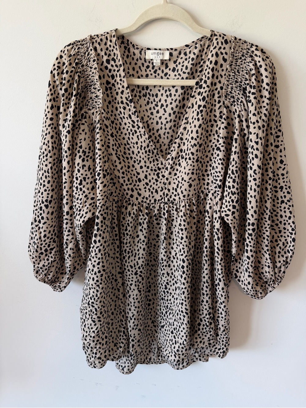 Umgee Taupe and Black Leopard Print V-Neck Peasant Blouse with Puff Sleeves